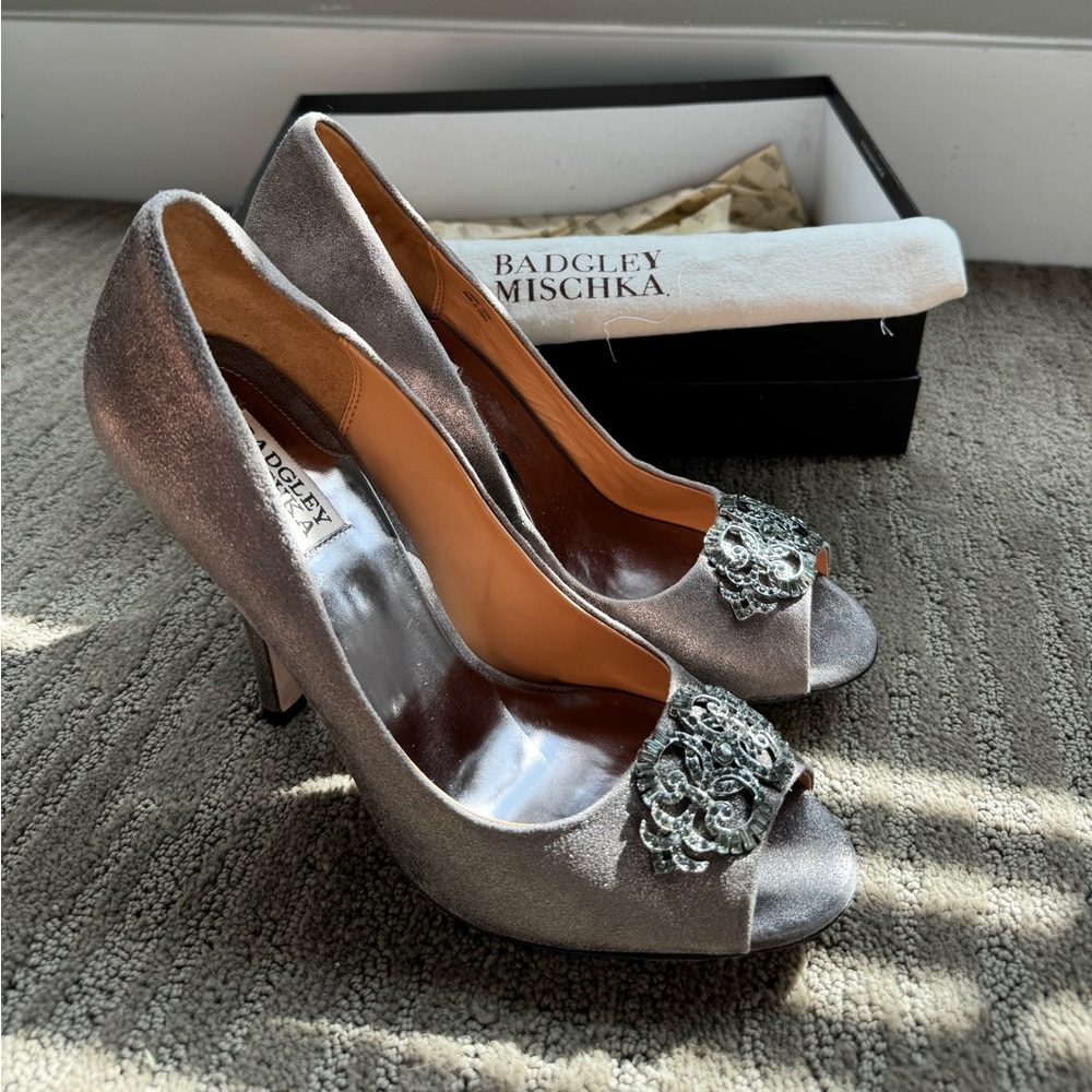 Badgley Mischka Susan Pewter Women's Dressy Leather Evening Heels Pumps SZ 10